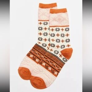 Urban Outfitters
KARA PATTERNED CREW SOCK, Spice, NWT